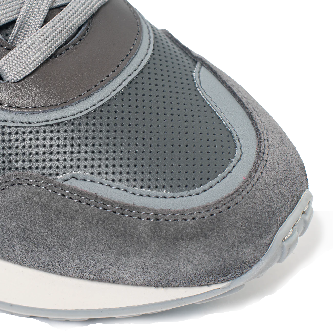 Road Runner Dark Ice Grey